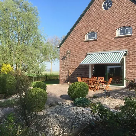 De Kaagse Koe Bed & Breakfast