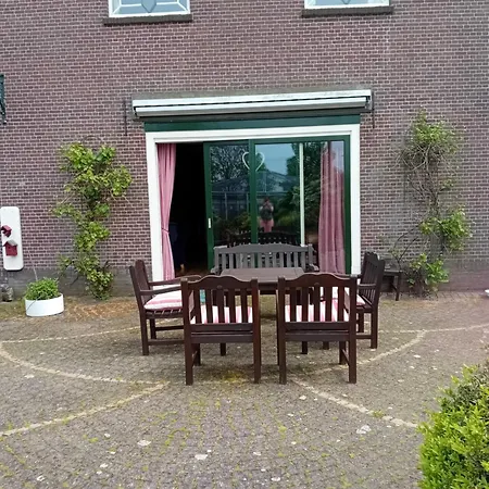 De Kaagse Koe Bed & Breakfast Huigsloot
