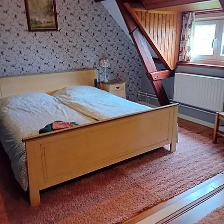 De Kaagse Koe Nocleg ze śniadaniem 3*