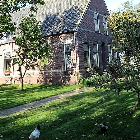 De Kaagse Koe Nocleg ze śniadaniem 3*