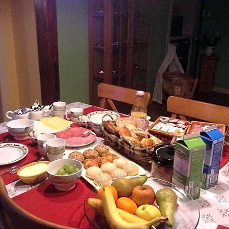 Nocleg ze śniadaniem De Kaagse Koe 3*