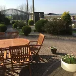 Bed & Breakfast De Kaagse Koe Huigsloot
