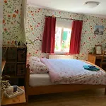 Bed & Breakfast De Kaagse Koe 3*