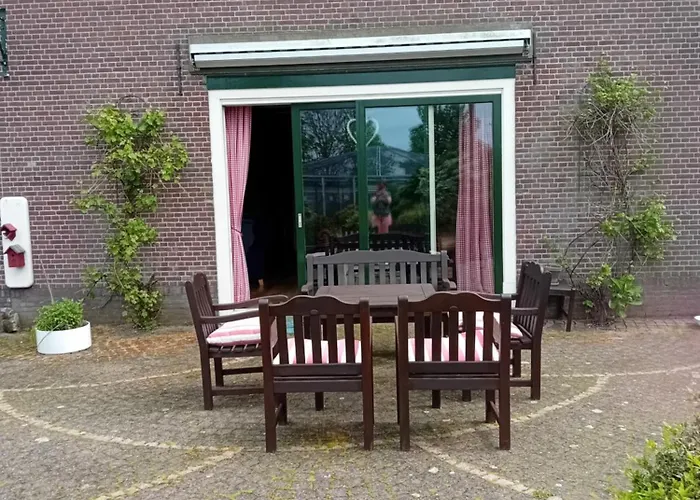 De Kaagse Koe Bed and breakfast Huigsloot